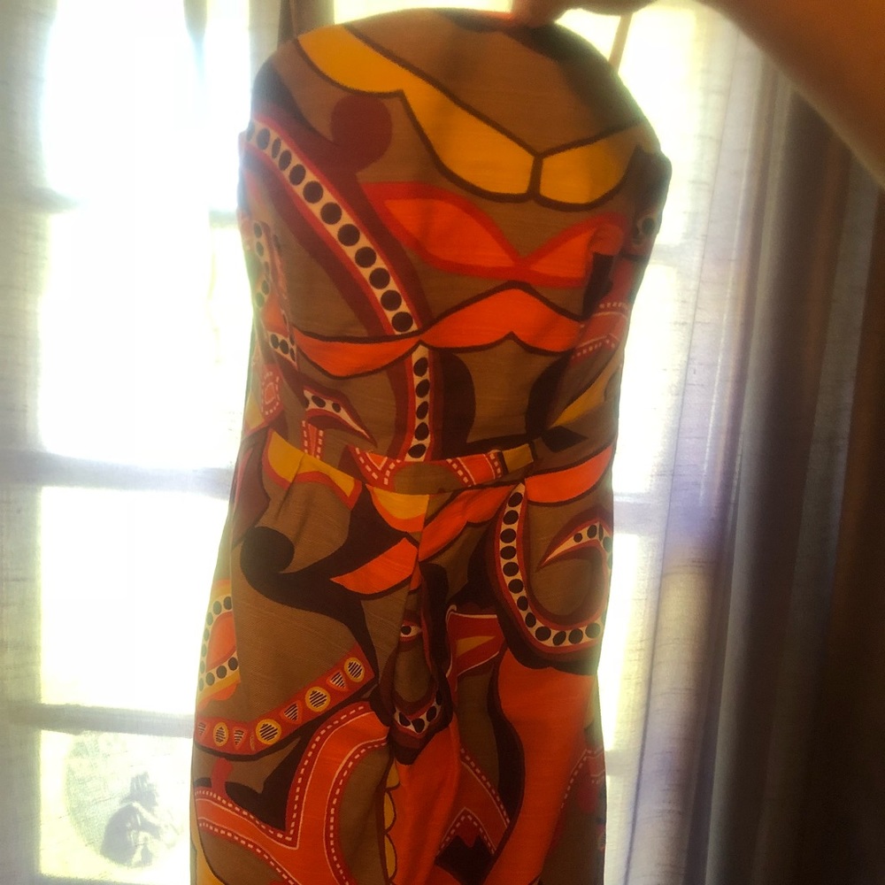 Pencil skirt strapless dress.